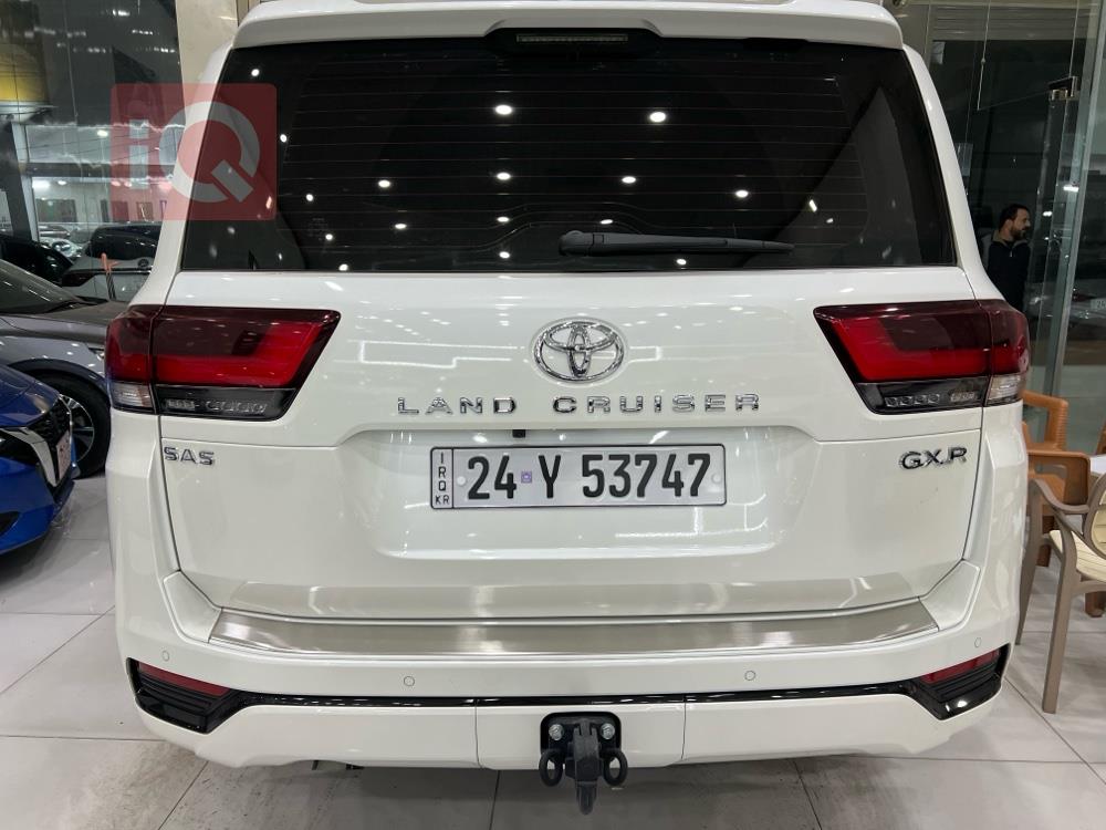 تويوتا لاندكروزر